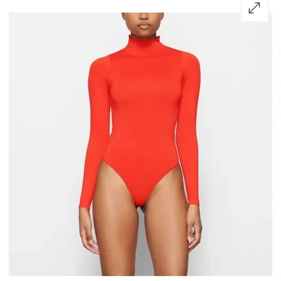NWOT’s Skims long sleeve mock neck bodysuits SET of three - Picture 6 of 10